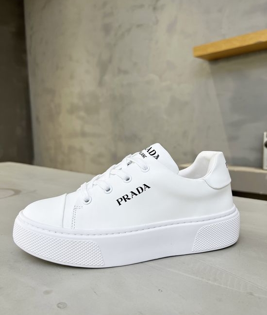 Prada Classic Elegant Leather Comfortable Casual White Shoes
