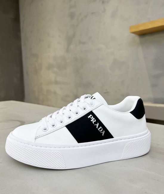 Prada Classic Elegant Leather Comfortable Casual White Shoes