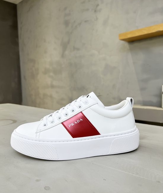 Prada Classic Elegant Leather Comfortable Casual White Shoes