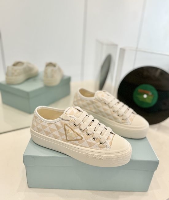 Prada Embroidered Canvas Lightweight Classic Daily Casual Sneakers