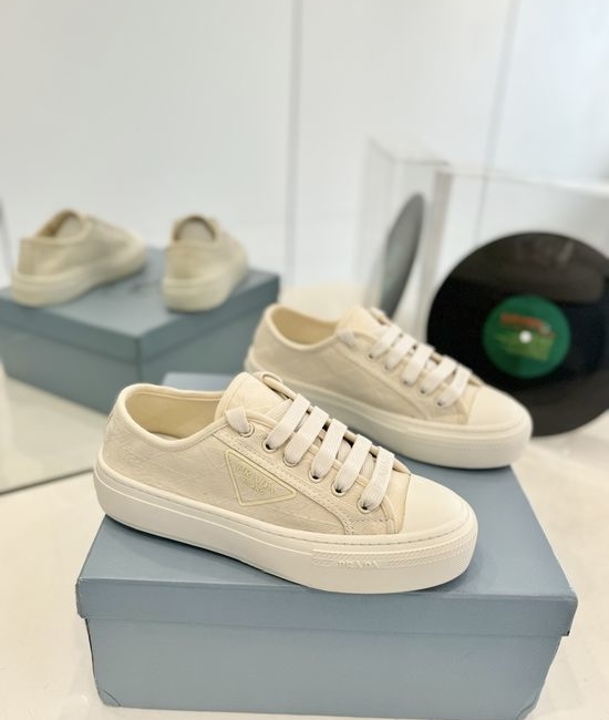 Prada Embroidered Canvas Lightweight Classic Daily Casual Sneakers