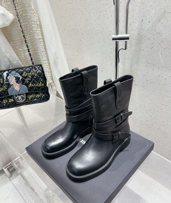 Ann Demeulemeester Stylish Knee High Combat Boots For Daily Wear