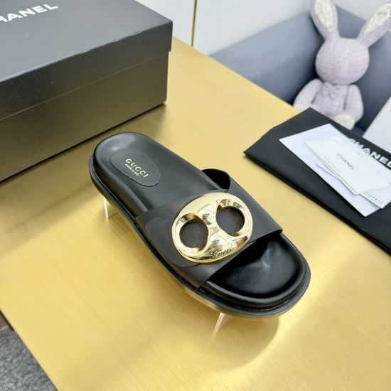 Gucci Premium Flat Slide Sandals Comfortable Durable Footwear