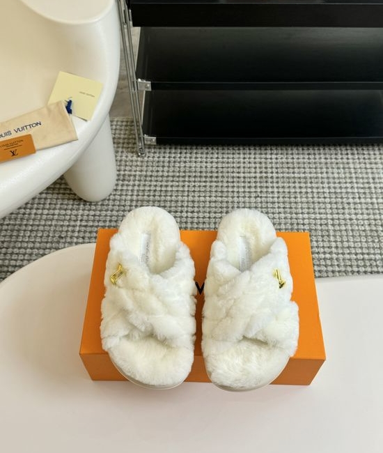 Louis Vuitton LV Thick-soled Diamond-studded Wool Slippers