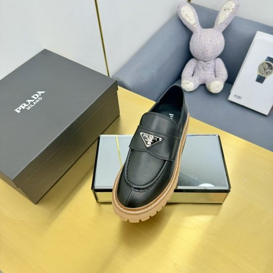 Prada Premium Comfortable Leather Slip-on Casual Loafers