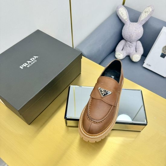 Prada Premium Comfortable Leather Slip-on Casual Loafers