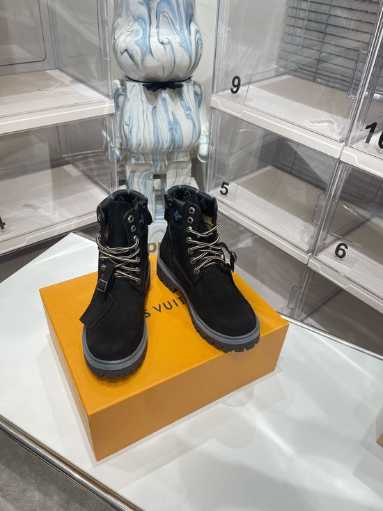 Louis Vuitton Waterproof Nubuck Work Boots with Non Slip Sole