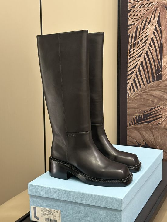 Prada Square Toe Knee-high Leather Boots Chunky Heel Elegant Leg-lengthening