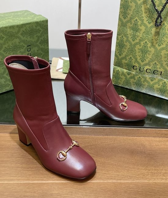Gucci Low Heel Leather Horsebit Ankle Boots