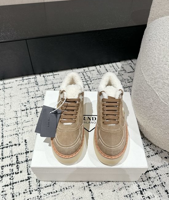 Prada Suede Thick Sole Warm Comfortable Short Ankle Boots