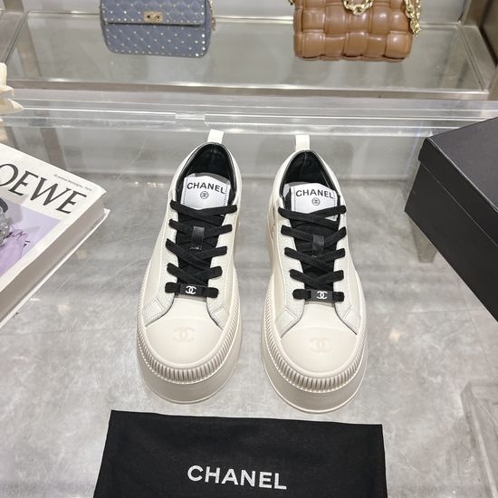 Chanel Structured Thick Sole Leather Sneakers Comfortable Breathable Upper