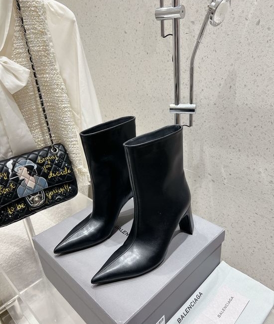 Balenciaga Pointed Toe High Heel Ankle Boots With Side Zipper