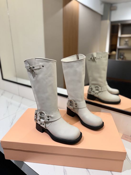 Miu Miu Vintage Distressed Leather Ankle Boots Retro Anti-slip Sole