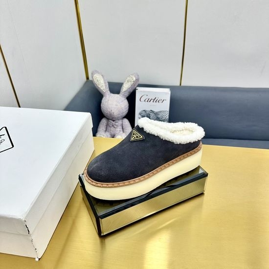 Prada Furry Platform Slippers Comfortable Non-slip Casual Style