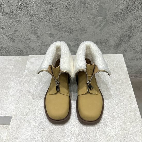 Bottega Veneta BV Nubuck Leather Non-slip Work Boots Elevate Height
