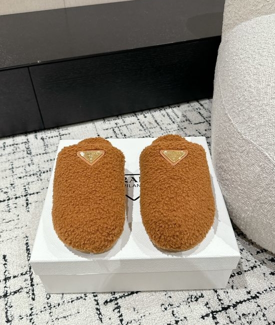 Prada Fuzzy Fleece Warm Clog Slippers Comfortable Soft Sole