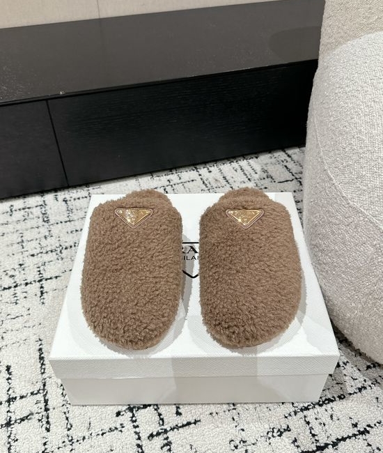 Prada Fuzzy Fleece Warm Clog Slippers Comfortable Soft Sole