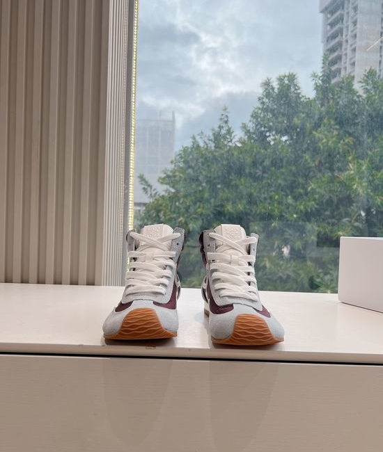 Loewe Comfortable Casual Shoes with Textured Upper