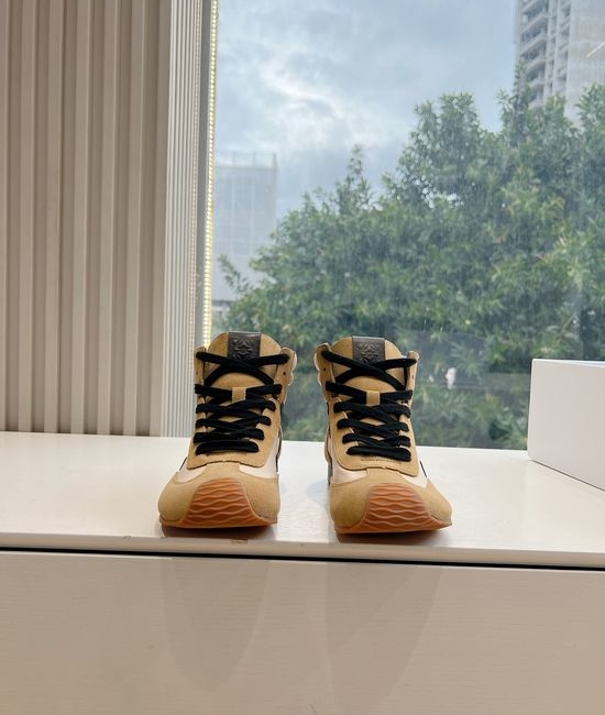 Loewe Comfortable Casual Shoes with Textured Upper