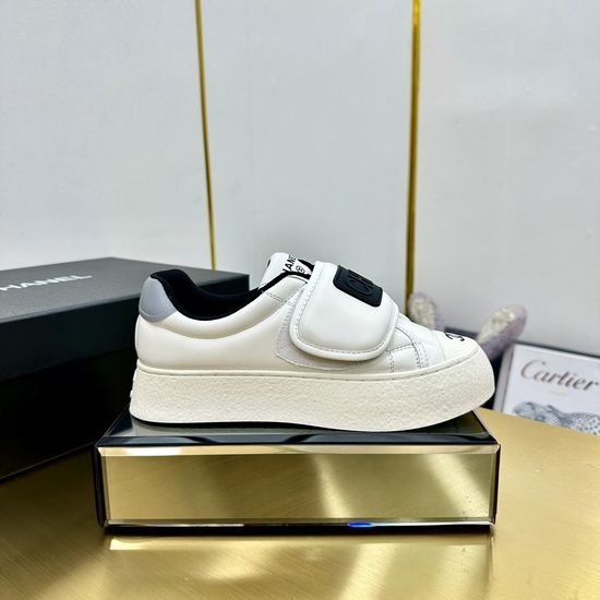 Chanel Classic Black White Colorblock Casual Leather Sneakers