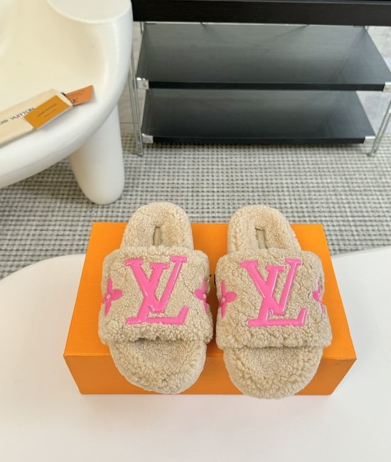 Louis Vuitton LV Cozy Genuine Wool Lined Casual Slip On Slippers