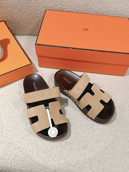 Hermes Wood Sole Open Toe Sandals Adjustable Straps Casual Comfortable