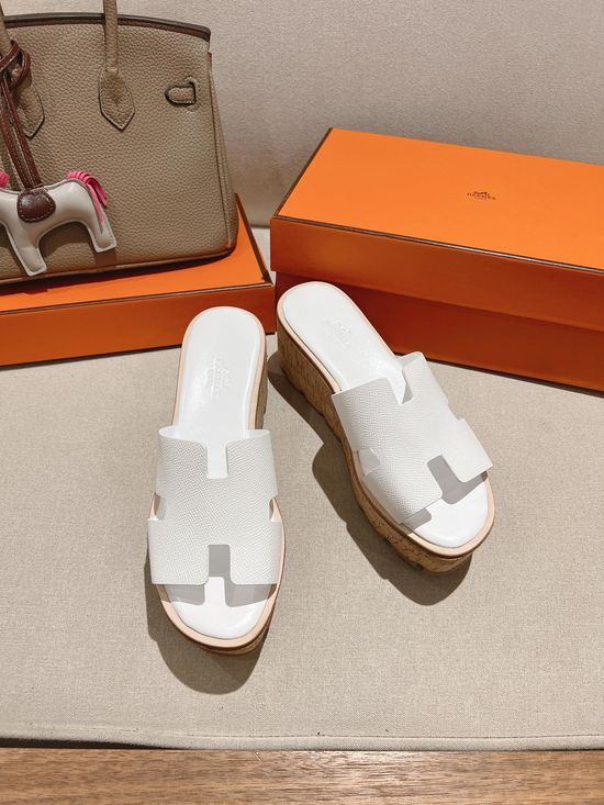 Hermes Classic Platform Sandals with Premium Leather Construction