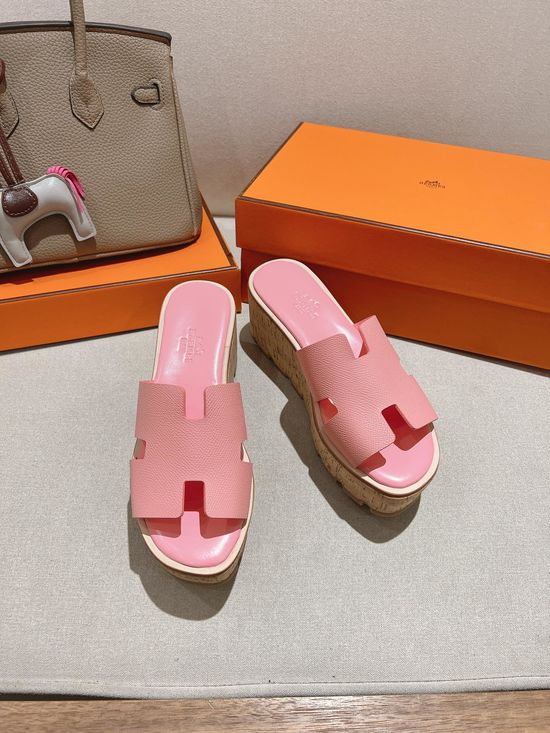 Hermes Classic Platform Sandals with Premium Leather Construction
