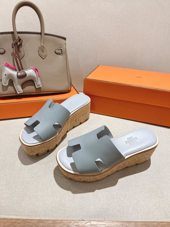 Hermes Classic Platform Sandals with Premium Leather Construction