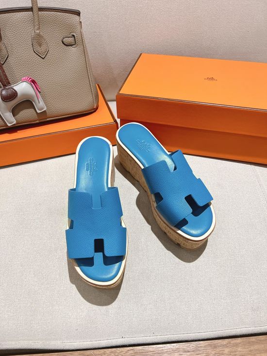 Hermes Classic Platform Sandals with Premium Leather Construction