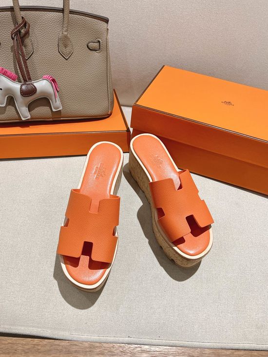 Hermes Classic Platform Sandals with Premium Leather Construction
