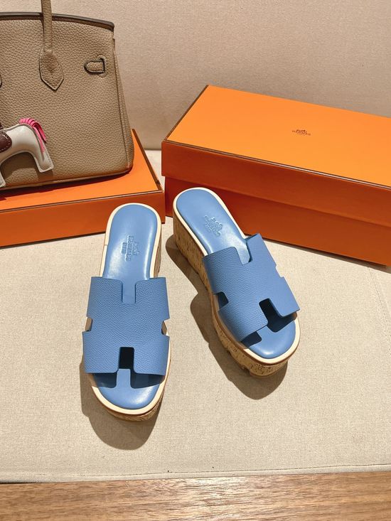 Hermes Classic Platform Sandals with Premium Leather Construction