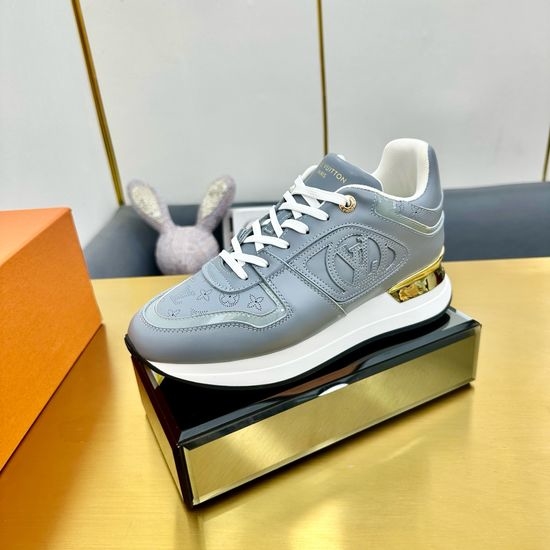 Louis Vuitton LV Comfortable Running Sneakers with Leather Upper