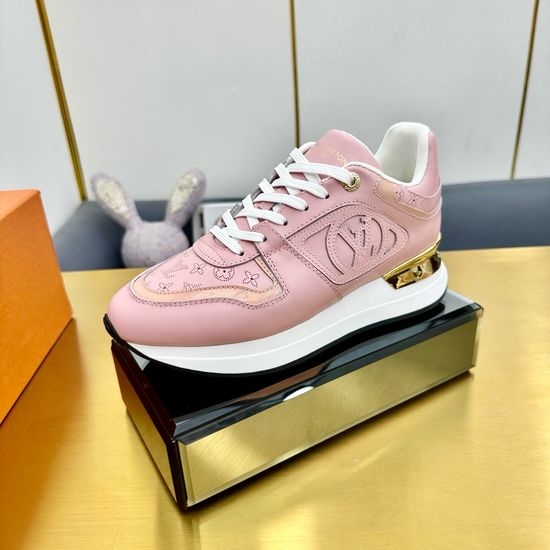 Louis Vuitton LV Comfortable Running Sneakers with Leather Upper