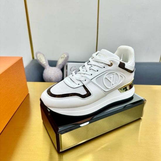 Louis Vuitton LV Comfortable Running Sneakers with Leather Upper