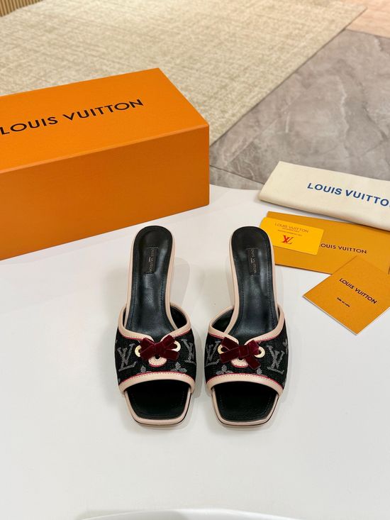 Louis Vuitton Mid Heel Leather Sandals Premium Soft Lining Durable Leather Sole