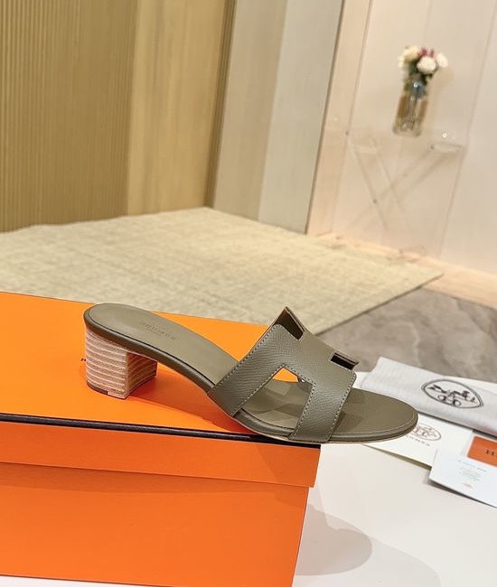 Hermes Low Heel Premium Leather Shoes with Leather Sole