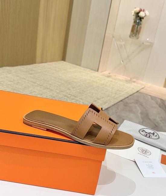 Hermes Premium Palm Grain Leather Shoes with Leather Sole