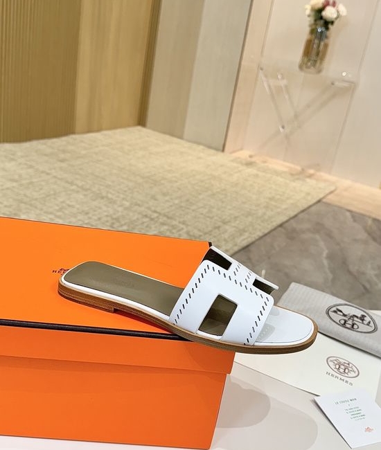 Hermes Premium Palm Grain Leather Shoes with Leather Sole