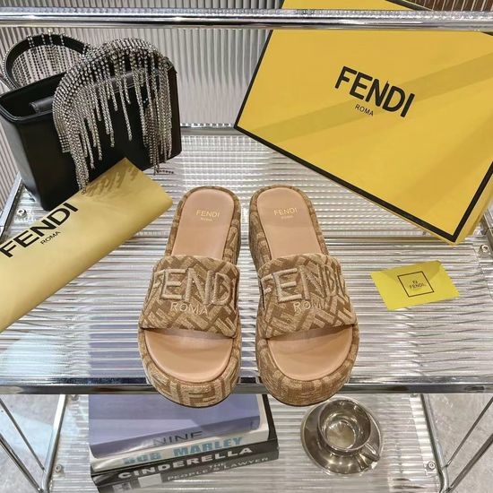 Fendi Premium Woven Slides with Soft Goatskin Lining