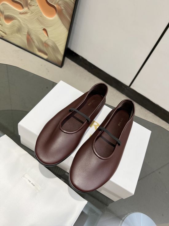 The Row Minimalist Leather Ballet Flats Ultra Soft Comfortable Footwear