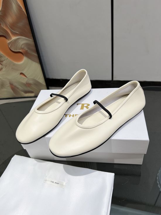 The Row Minimalist Leather Ballet Flats Ultra Soft Comfortable Footwear
