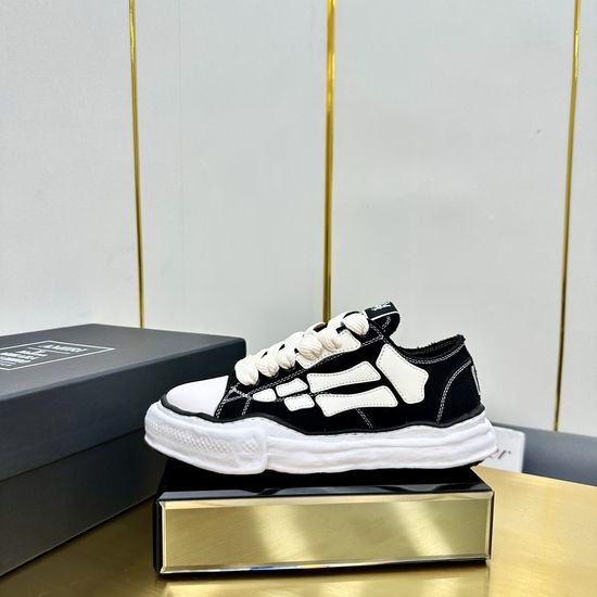 Amiri Designer Collaboration Bone-Patterned Canvas Shoes