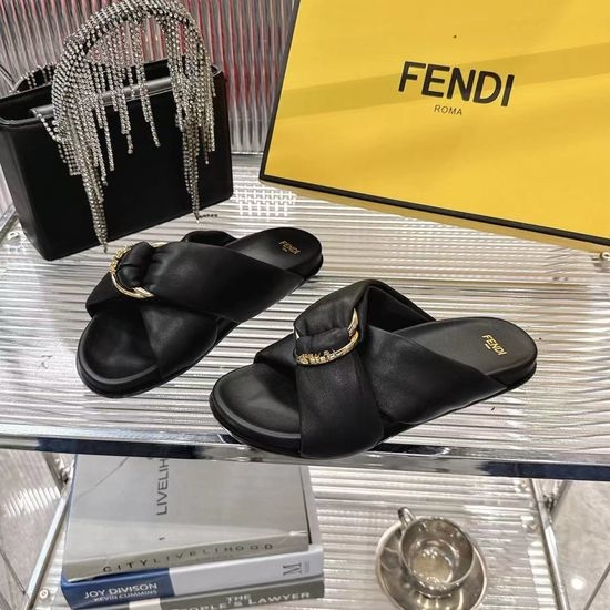 Fendi Classic Embroidered Flat Slip On Casual Comfort Slides