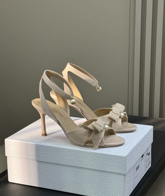 Christian Dior CD Satin Bow Pearl Decor Mid Heel Dress Pumps