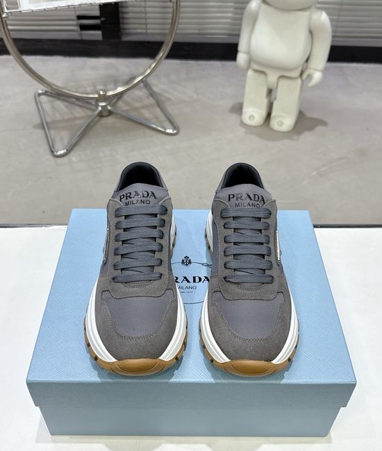 Prada Trendy Classic Wear-resistant Lightweight Daily Casual Footwear