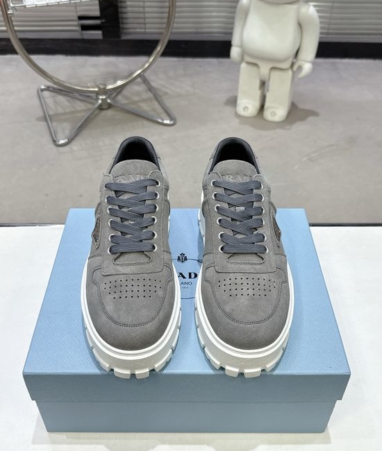Prada Fashion Versatile Comfortable Non-slip Premium Quality Casual Shoes