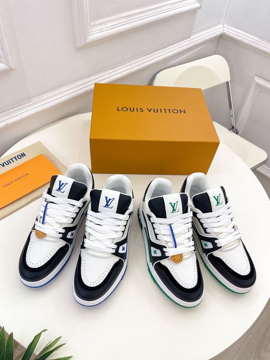 Louis Vuitton Premium Grain Leather Retro Casual Sneakers