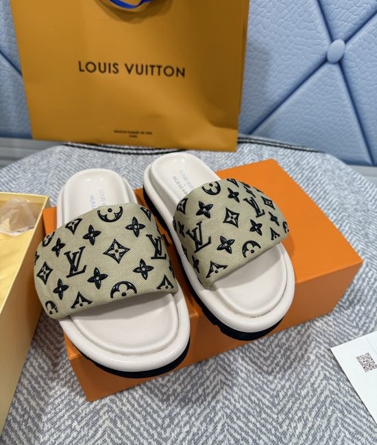 Louis Vuitton LV Embossed Adjustable Strap Non-slip Casual Slides