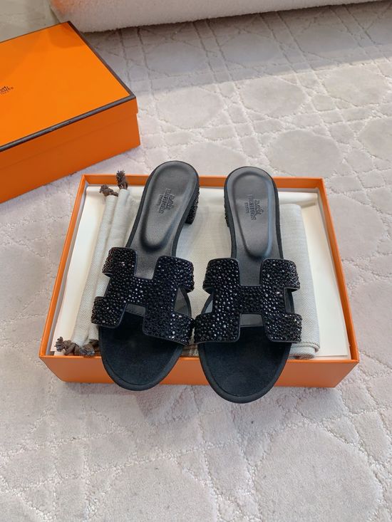 Hermes Rhinestone Decor Slide Sandals Elegant Leather Lined